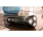 Philips Electric Shaver Wet or Dry Series 1000 S1223 - Image 4